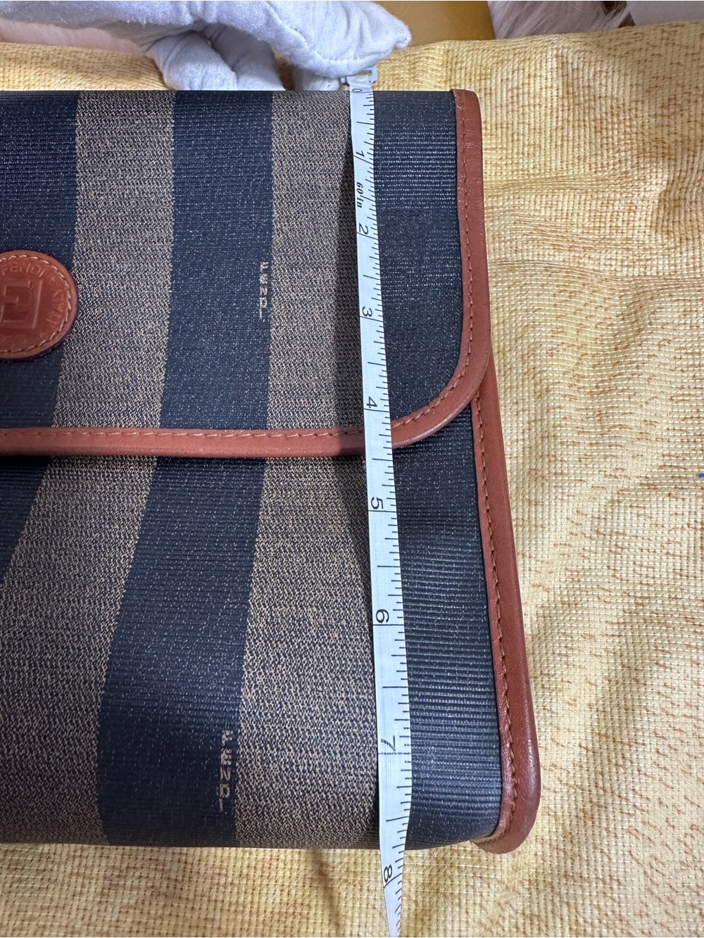 Vintage FENDI crossbody bag - Picture 13 of 15